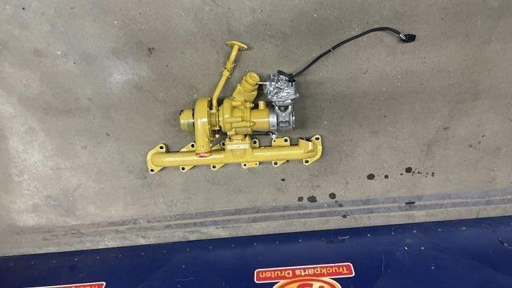 Caterpillar Turbo + uitlaatspruitstuk + gasklep : 3905194 /, Zakelijke goederen, Machines en Bouw | Onderdelen