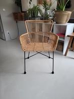 Drie rotan eetkamerstoelen met zwart metalen frame, Huis en Inrichting, Stoelen, Gebruikt, Zwart, Ophalen of Verzenden, Metaal