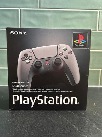 Ps5 30th anniversary limited editon controler  beschikbaar voor biedingen