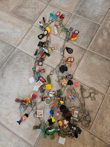 vintage sleutelhangers beschikbaar voor biedingen