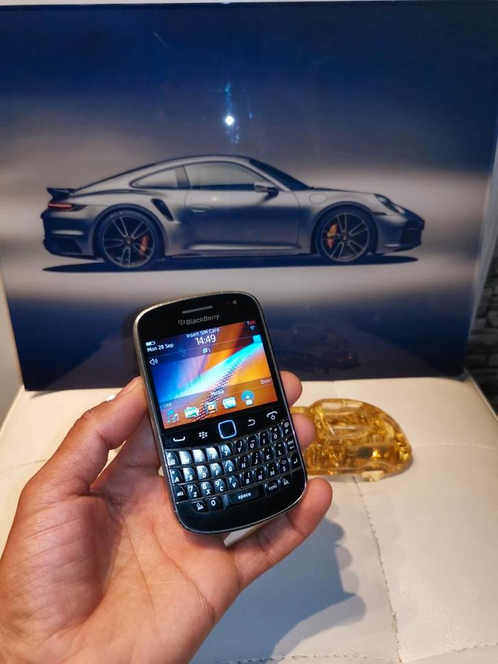 Goedwerkende blackberry bold 9900 black edition met touchsc, Telecommunicatie, Mobiele telefoons | Hoesjes en Frontjes | Blackberry