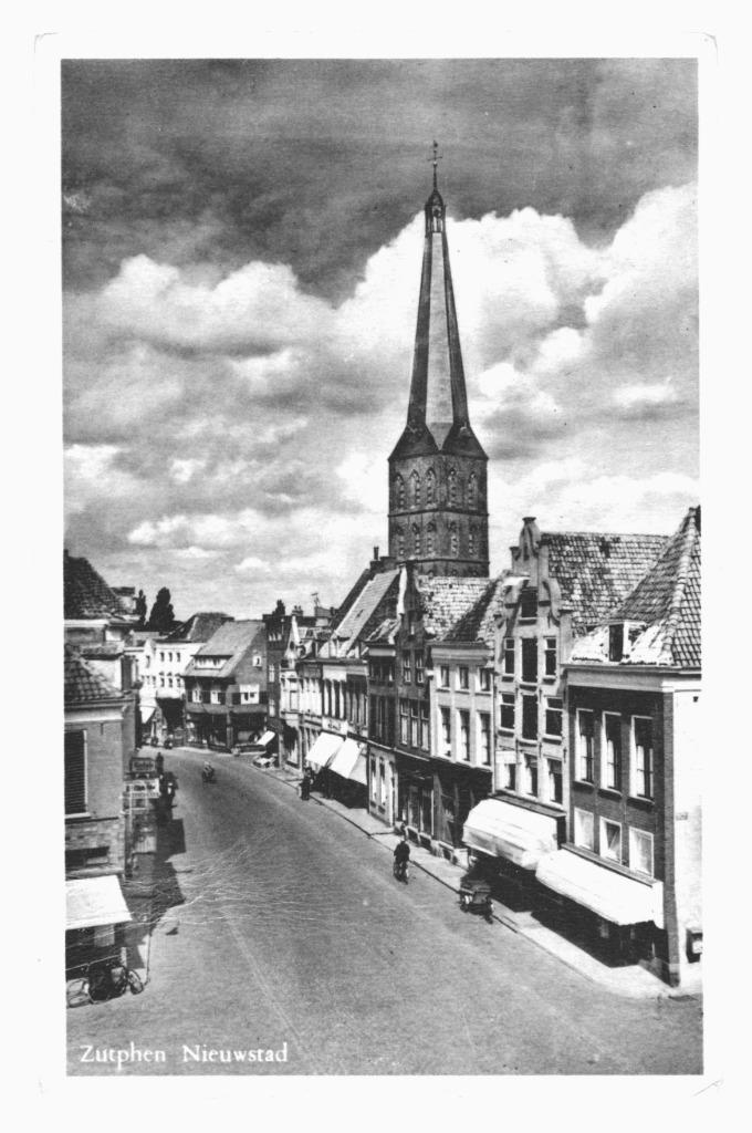 978181 Zutphen Nieuwstad Gld 1953 Postzegel afgeweekt, Verzamelen, Ansichtkaarten | Nederland, Gelopen, Gelderland, Ophalen of Verzenden