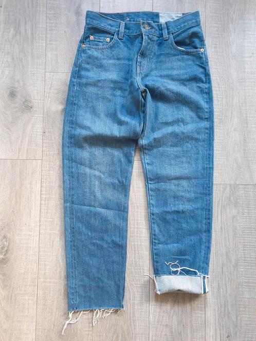 Levis Vintage Clothing 505 W27, Kleding | Dames, Spijkerbroeken en Jeans, Zo goed als nieuw, W27 (confectie 34) of kleiner, Blauw