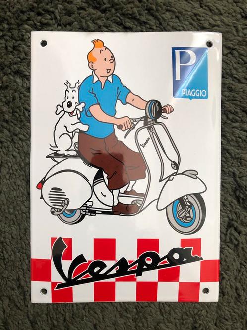Kuifje op Vespa Piaggio dik emaille bord, Verzamelen, Merken en Reclamevoorwerpen, Zo goed als nieuw, Reclamebord, Ophalen of Verzenden