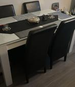 Zeer nette witte eettafel met glasplaat en leren stoelen, Huis en Inrichting, Complete eetkamers, Ophalen, Zo goed als nieuw