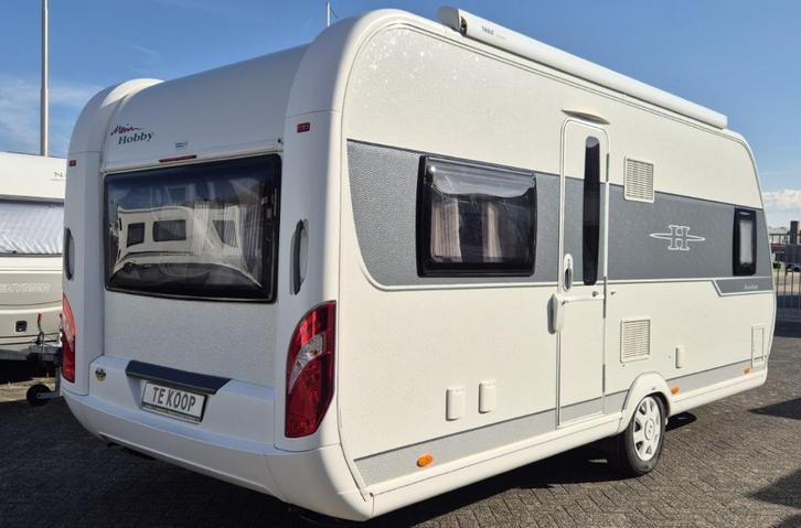 Hobby 540 UFE incl. voortenten Thule omnistor mover fietsdr., Caravans en Kamperen, Caravans, Particulier, tot en met 4, 1250 - 1500 kg