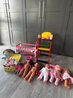 Poppen, kleertjes, kinderstoel en wiegje, Ophalen of Verzenden, Gebruikt, Babypop