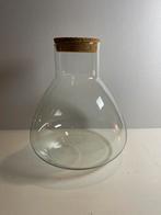 Glazen bol vaas met kurk stop 31 hoog, Minder dan 50 cm, Glas, Ophalen of Verzenden, Zo goed als nieuw