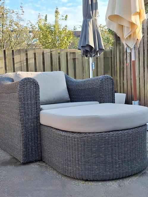 Borek, Loungestoel Bali met voetenbank, Nieuw! Onyx/grijs, Tuin en Terras, Tuinsets en Loungesets, Nieuw, Wicker, Stoel, Ophalen of Verzenden