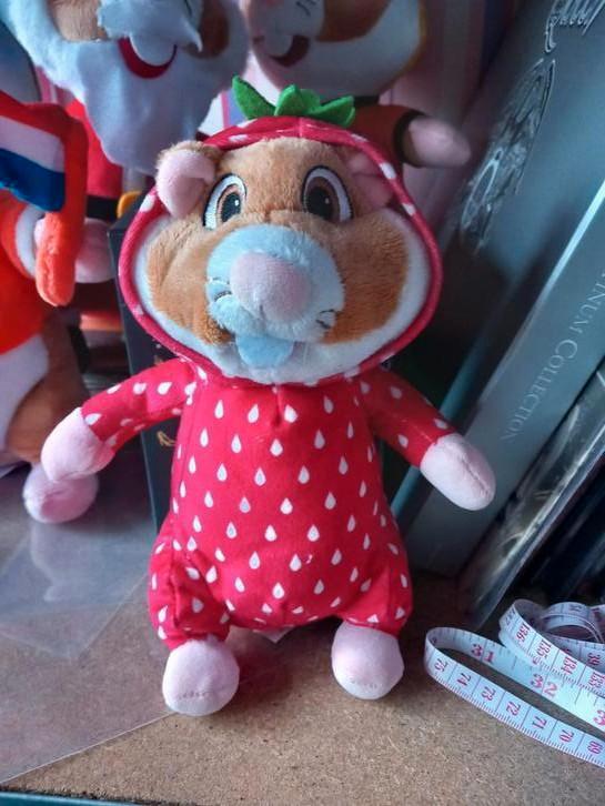 Albert Heijn hamster mini aardbei onesie, Verzamelen, Overige Verzamelen, Zo goed als nieuw, Ophalen of Verzenden