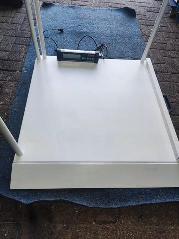 Rolstoel weegschaal soehnle beschikbaar voor biedingen