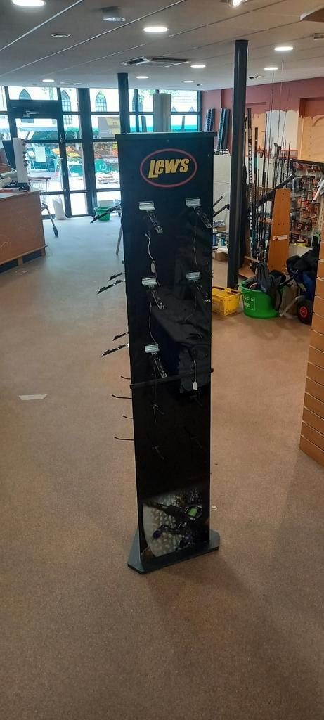 Lews winkel presentatie voor reels, Watersport en Boten, Hengelsport | Algemeen, Gebruikt, Overige typen, Ophalen