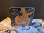 Shining Fates ETB, Hobby en Vrije tijd, Verzamelkaartspellen | Pokémon, Ophalen of Verzenden, Nieuw, Boosterbox