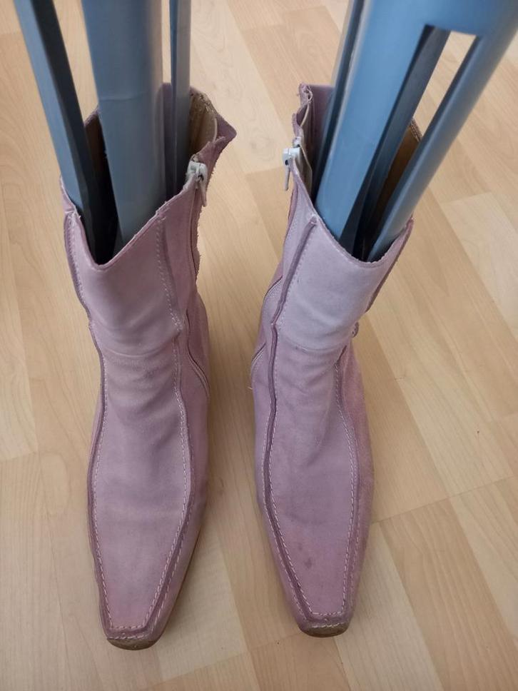 Lichtroze kuit laarzen maat 41, in zeer goede staat. Kuit, Kleding | Dames, Schoenen, Gedragen, Lage of Enkellaarzen, Roze, Ophalen of Verzenden
