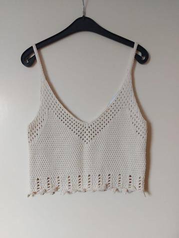 Croped top beschikbaar voor biedingen
