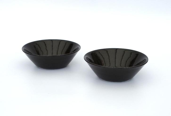 Iittala Teema - 2 serveer / soep kommen - zwart, Huis en Inrichting, Keuken | Servies, Kop(pen) en/of Schotel(s), Overige stijlen