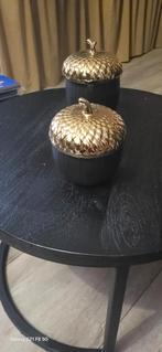 2 potjes eikel zwart goud ( ophalen in amersfoort), Ophalen, 50 tot 100 cm, Rond, Zo goed als nieuw