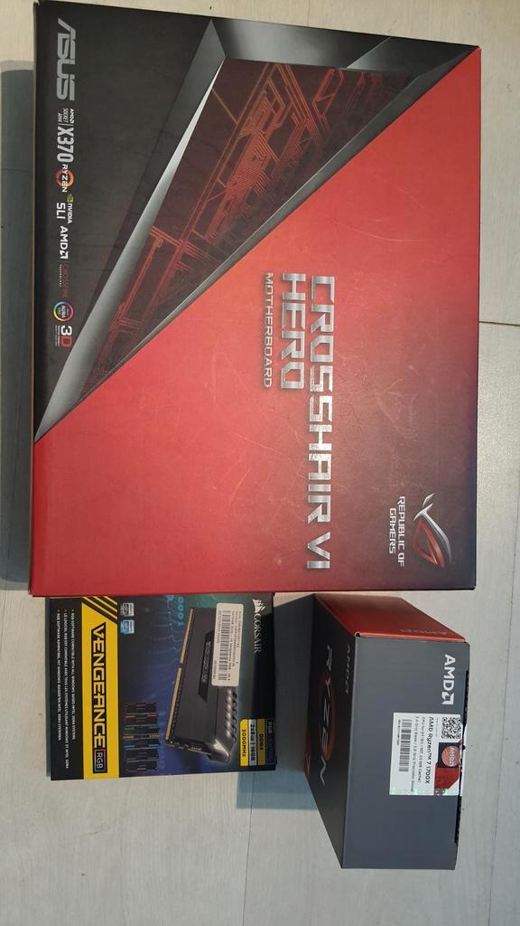 ASUS Crosshair VI Hero, Ryzen 7 1700X, 16GB DDR4, Computers en Software, Moederborden, Gebruikt, AMD, DDR4, Verzenden