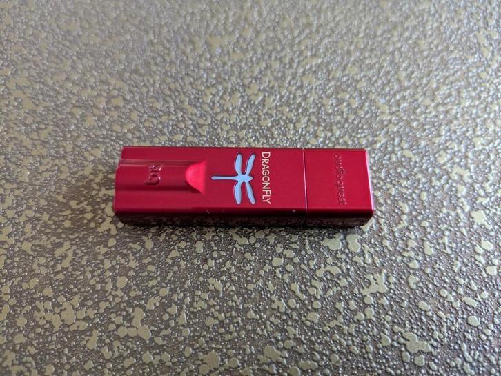 AudioQuest DragonFly Red - USB DAC hoofdtelefoonversterker, Audio, Tv en Foto, Koptelefoons, Zo goed als nieuw, Overige merken