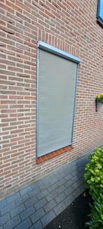 Screen grijsdoek199cm hoog met de bak erbij gemeten. 99cm br, Doe-het-zelf en Verbouw, Rolluiken, Ophalen, Gebruikt, Grijs, Minder dan 100 cm