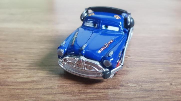 Cars Fabulous Hudson Hornet Disney / Pixar Modelauto, Hobby en Vrije tijd, Modelauto's | Overige schalen, Gebruikt, Auto, Ophalen of Verzenden