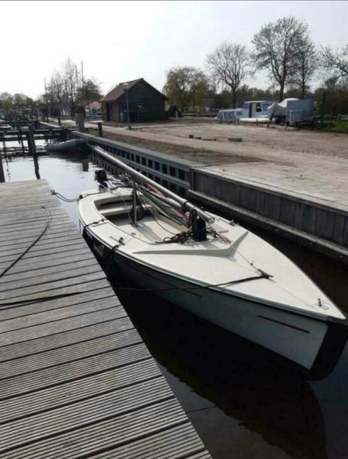 Polyvalk - Revolution + Kielboottrailer + 5 pk Mercury, Watersport en Boten, Open zeilboten, Gebruikt, Ophalen