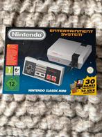 NES Classic mini, Spelcomputers en Games, Spelcomputers | Nintendo NES, Ophalen of Verzenden, Zo goed als nieuw, Met 2 controllers