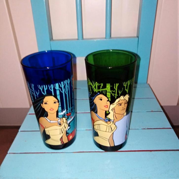 Disney pocahontas glazen 2 stuks, Verzamelen, Disney, Zo goed als nieuw, Servies, Overige figuren, Ophalen