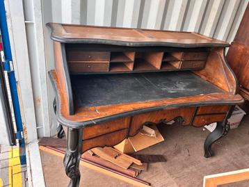 Uniek Antiek Bureau – Karaktervol en Klassiek! beschikbaar voor biedingen