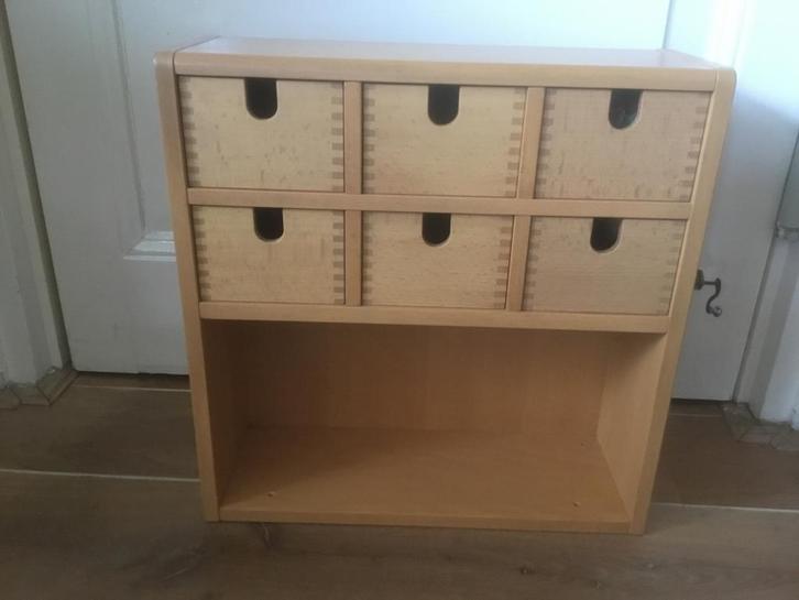 Kastje met laadjes en muziekdoosje., Huis en Inrichting, Kasten | Ladekasten, Gebruikt, Minder dan 100 cm, Minder dan 50 cm, 25 tot 50 cm