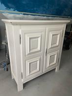 Chique witte kast!, Huis en Inrichting, Ophalen, Zo goed als nieuw, 25 tot 50 cm