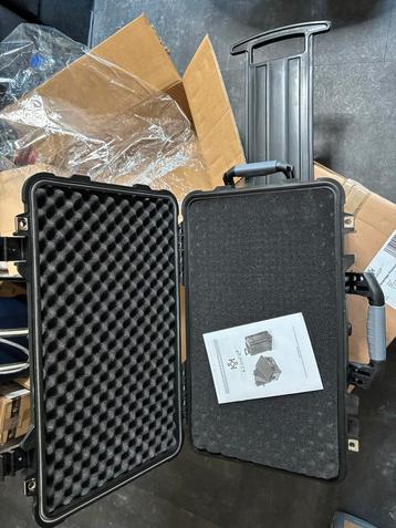 Koffer  - Bescherm uw apparatuur! Nieuw beschikbaar voor biedingen