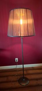 Staande lamp.Vintage of antiek koper., Huis en Inrichting, Ophalen, Gebruikt, 150 tot 200 cm