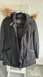 Dames woolrich jas, Kleding | Dames, Jassen | Winter, Ophalen of Verzenden, Zo goed als nieuw, Zwart