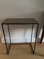 Metalen wand (bijzet)tafel, Huis en Inrichting, Tafels | Sidetables, Ophalen, 50 tot 100 cm, Zo goed als nieuw, 25 tot 50 cm