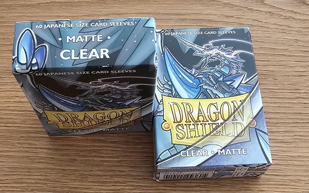 Card Sleeves Dragon Shield 60 st japanese size Clear Mate, Ophalen of Verzenden, Nieuw, Speelkaart(en)