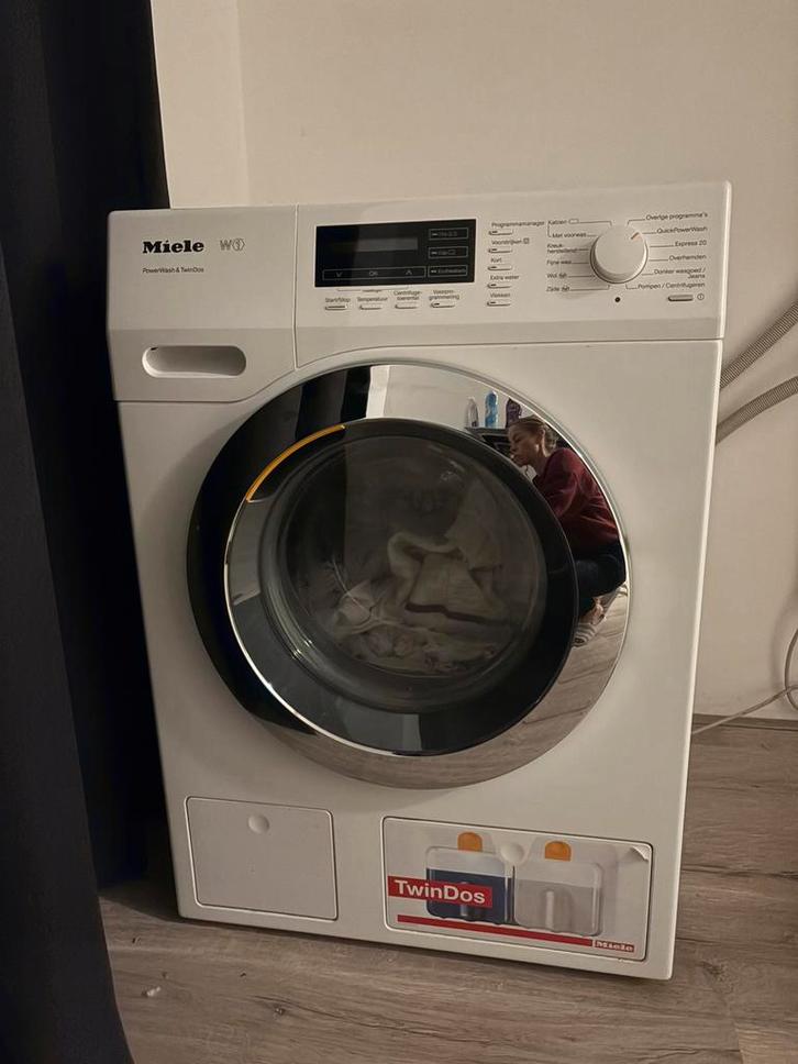 Miele twindos1, Witgoed en Apparatuur, Wasmachines, Gebruikt, Voorlader, 8 tot 10 kg, 1600 toeren of meer, Energieklasse A of zuiniger