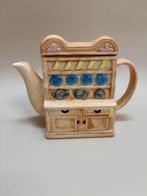 Theepot in de vorm van een dressoir Vintage, Ophalen of Verzenden