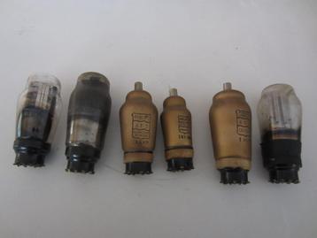 Buizen radio Philips 696A beschikbaar voor biedingen