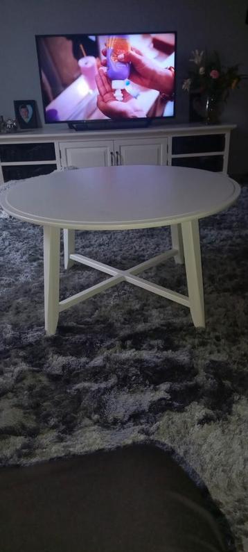 Te koop ronde salontafel, kragsta van de ikea. beschikbaar voor biedingen