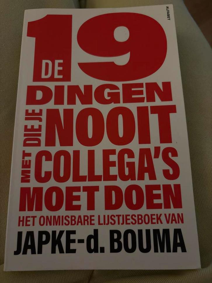 19 dingen die je nooit met collega's moet doen - Nieuw, Boeken, Humor, Nieuw, Verhalen, Ophalen of Verzenden