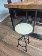 Draaibaar Krukje - Industrieel Design, Overige kleuren, Ophalen of Verzenden, Zo goed als nieuw, Eén