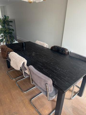 Grote zwarte houten eettafel 220cm