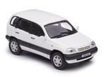 Lada Niva VAZ 2123 Chevrolet GM-AvtoVAZ Wit 2003, Hobby en Vrije tijd, Carmodel s.r.l. Viale Europa Unita snc info@modelcarswholesale.com