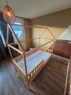 Kinder huisbed 90x200 met matras en uitvalbeveiliging, Ophalen, 85 tot 100 cm, Gebruikt, Matras