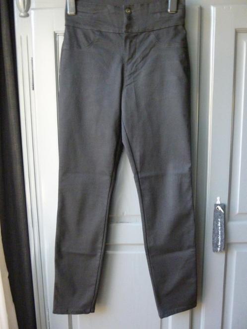 MISS ETAM zwarte broek hoog model mt 40 zgan, Kleding | Dames, Broeken en Pantalons, Zo goed als nieuw, Maat 38/40 (M), Zwart