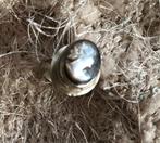 Ring, Overige materialen, Gebruikt, Ophalen of Verzenden, Met edelsteen