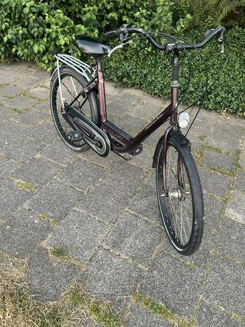 Batavus  Dames en Meiden Fiets met versnellingen  beschikbaar voor biedingen