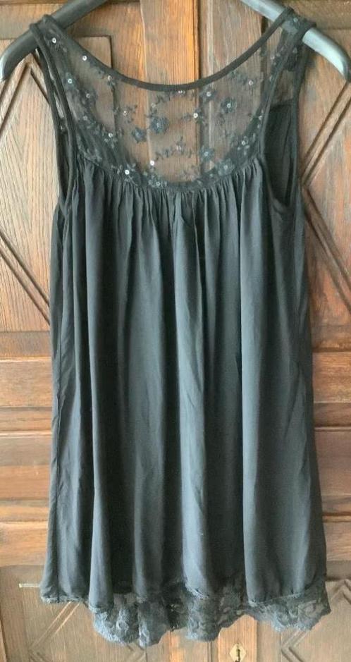 Zwart jurkje, tuniek kanten details; oto 46 cm; lengte 87 cm, Kleding | Dames, Grote Maten, Zo goed als nieuw, Jurk, Zwart, Ophalen of Verzenden