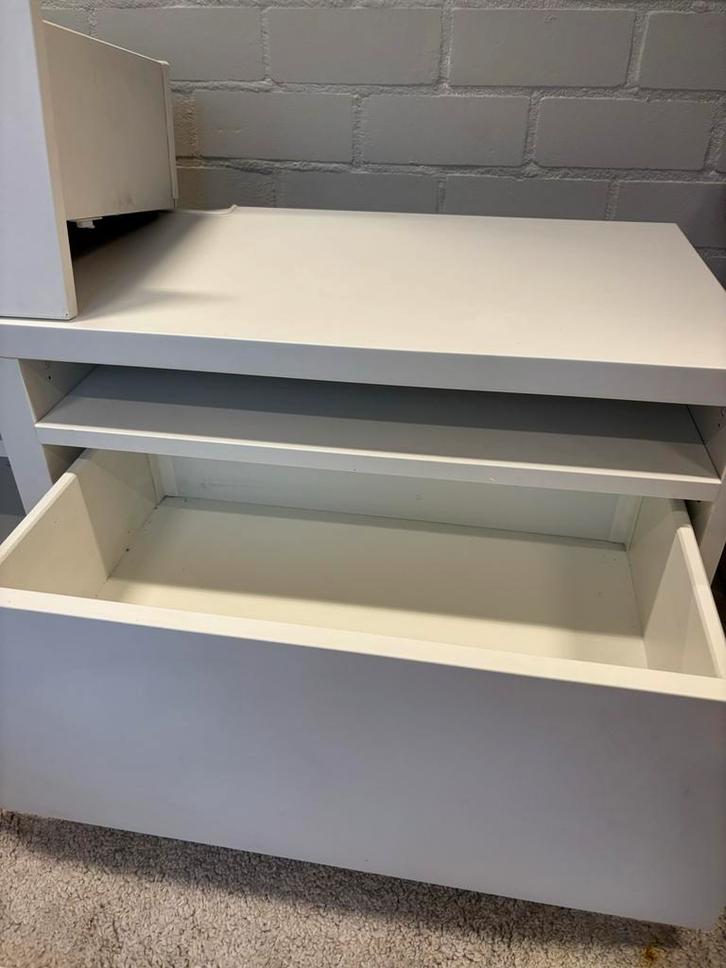 IKEA Besta TV Meubel, Huis en Inrichting, Kasten | Roldeurkasten en Archiefkasten, Gebruikt, Minder dan 100 cm, 100 tot 150 cm